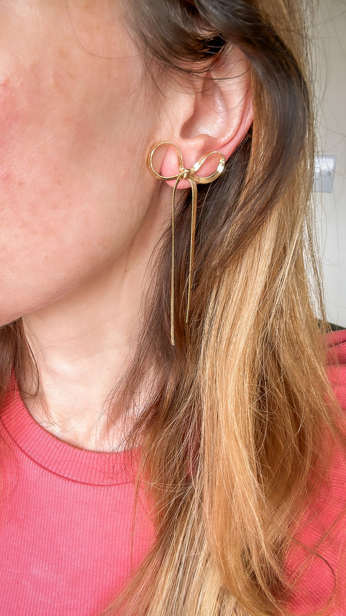 Bow earrings