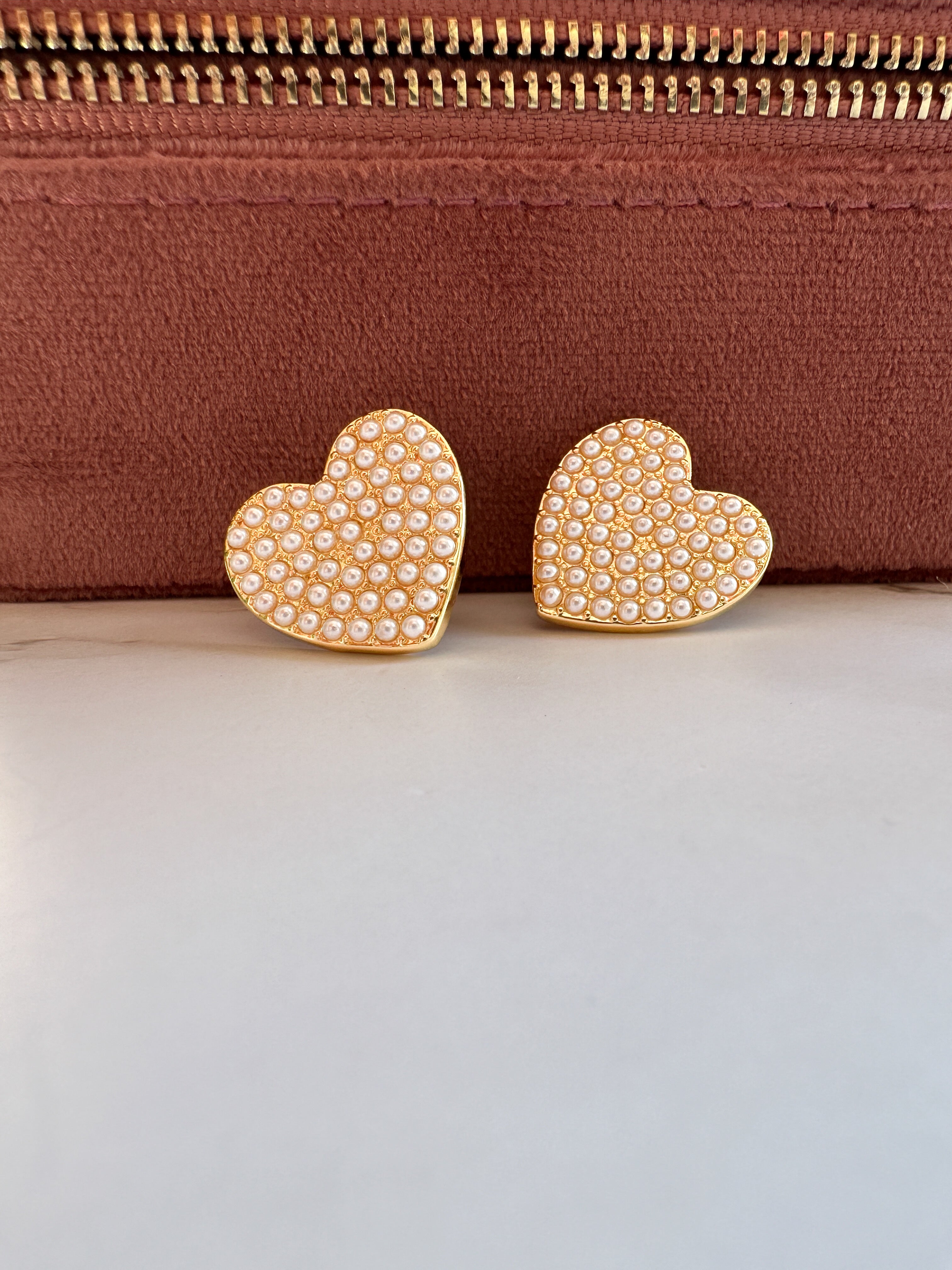 Pearl lover studs