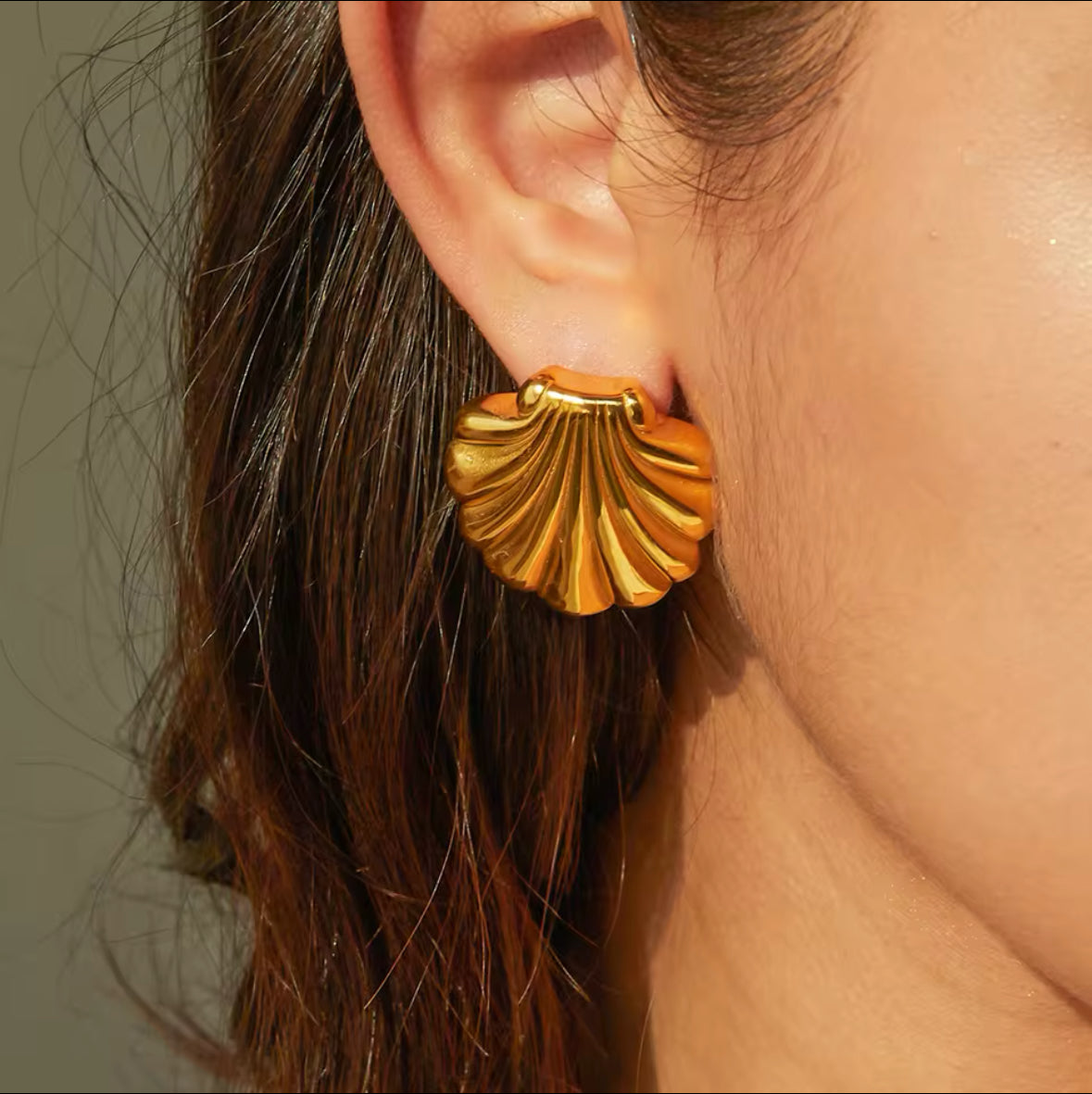 Maxi shell earrings