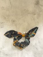Load image into Gallery viewer, Hair Scrunchies Satin
